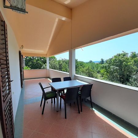 Apartments Marta Starigrad Paklenica Pokój zdjęcie
