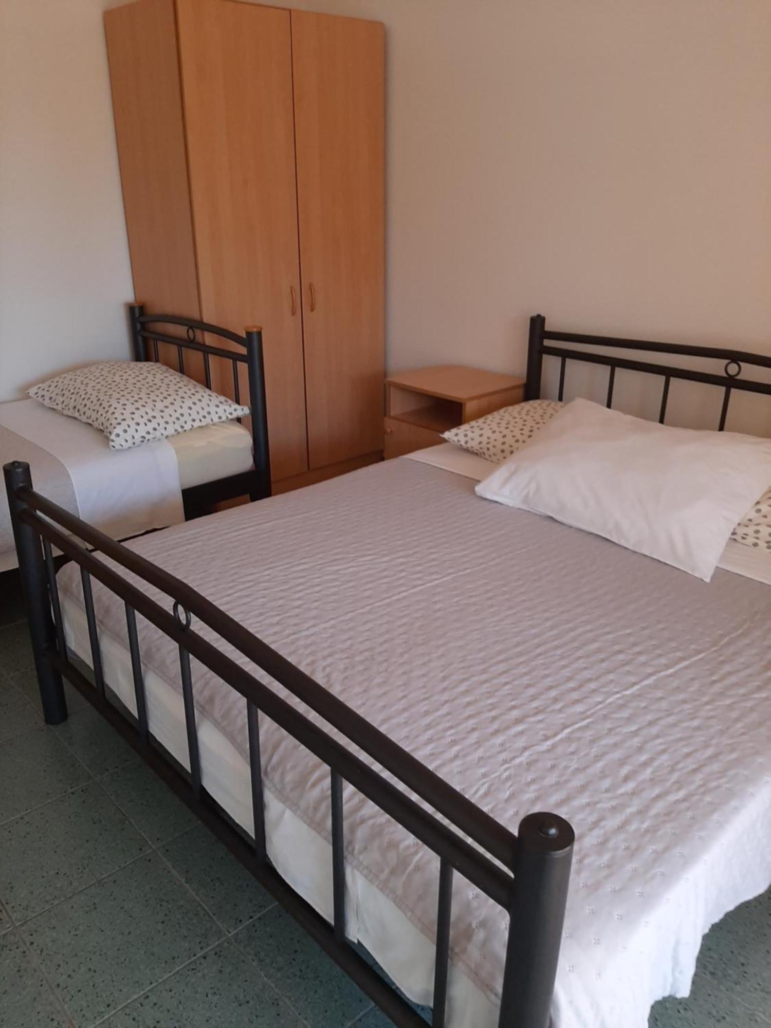 Apartments Marta Starigrad Paklenica Pokój zdjęcie